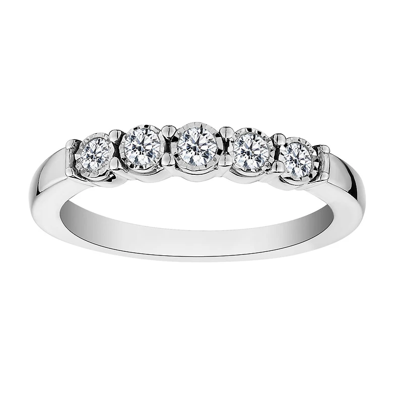 .25 Carat of Diamonds Five Stone Illusion Ring, 10kt White Gold....................NOW