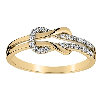 .12 Carat of Diamonds Ring, 10kt Yellow Gold...................NOW