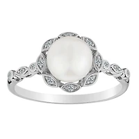 Created White Sapphire & Fresh Water Pearl Ring, Silver.....................NOW