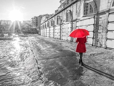 Assaf Frank - Tourist with red umbrella