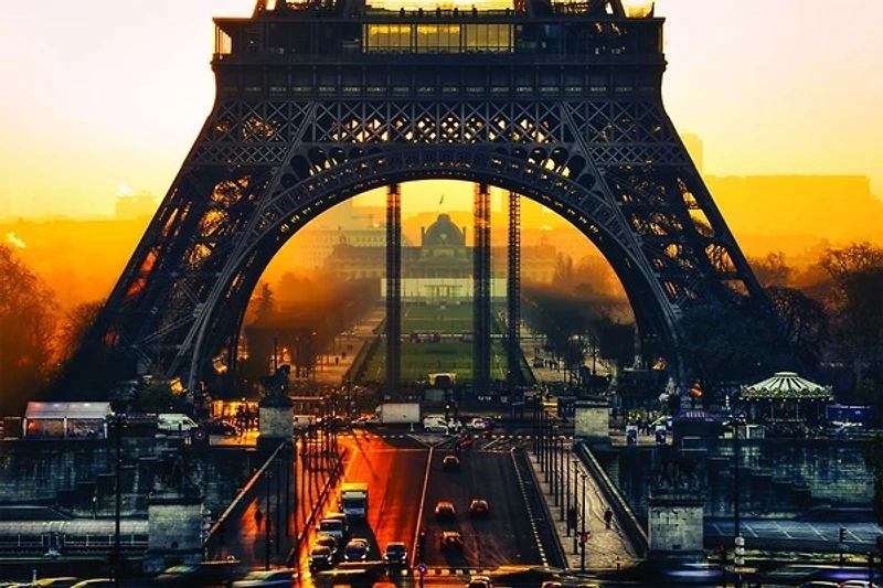 Paris - Eiffel Sunrise
