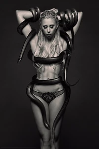 Daveed Benito - Medusa