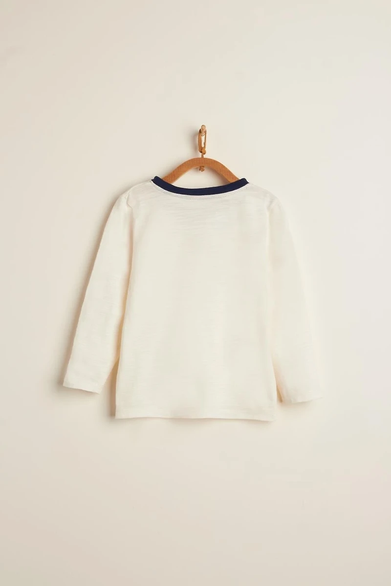 Snow Graphic Long Sleeve Tee