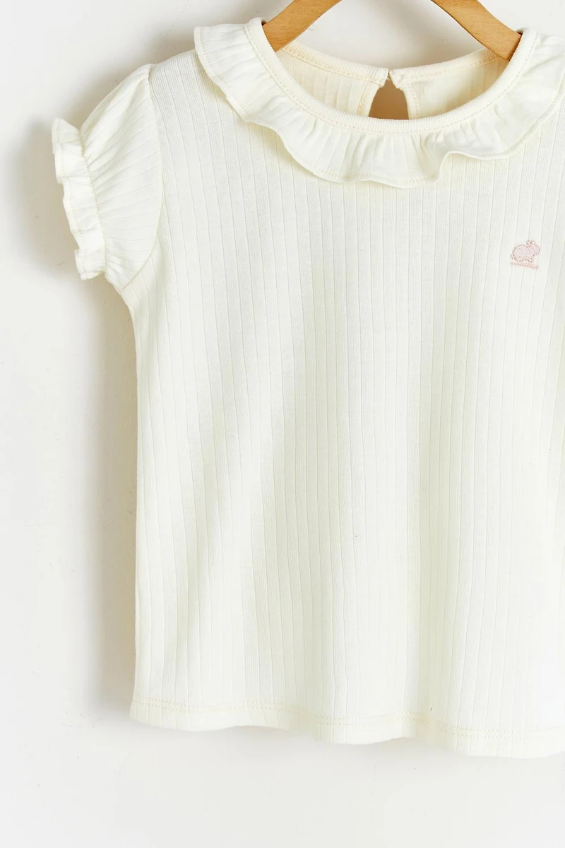 Essentials Ruffle Short Sleeve Top