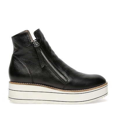 Nene Boot Black/White