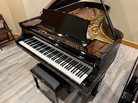 Steinway & Sons Model B