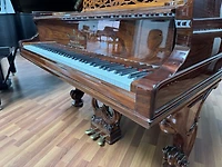 Steinway & Sons Model B