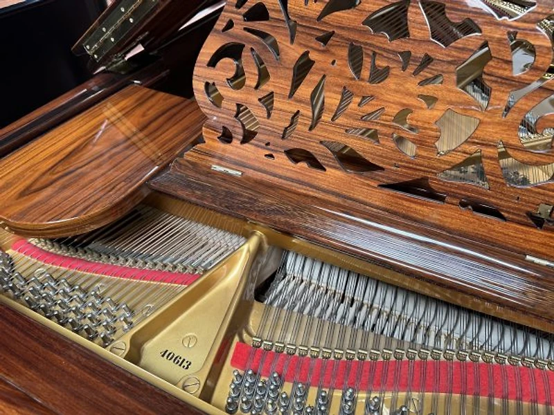 Steinway & Sons Model B
