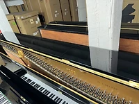 Yamaha U2
