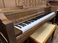 Kawai 801-E