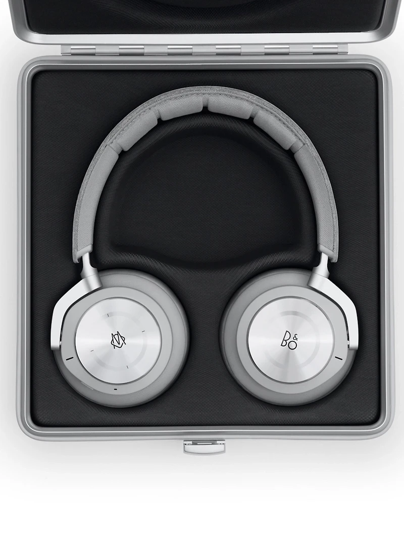 RIMOWA Limited Edition Beoplay H9i Headphones