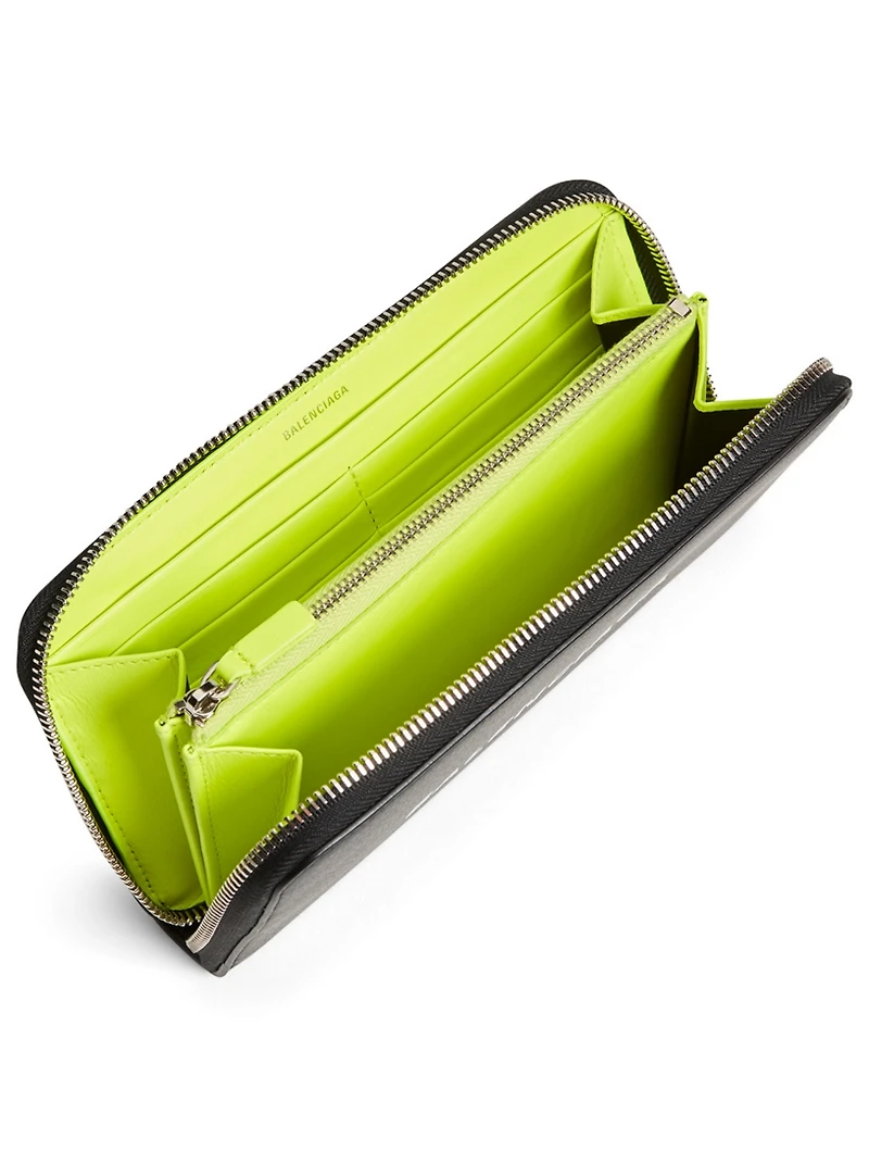 Two-Tone Leather Continental Wallet With Logo