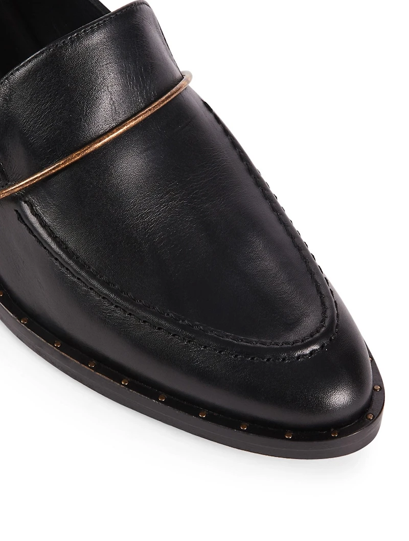 Light Leather Loafers With Brass Bar