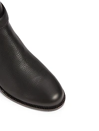 Ardisie Leather Ankle Boots With Chain