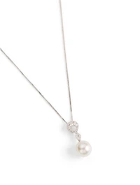 18K White Gold Pearl Pendant Necklace With Diamonds