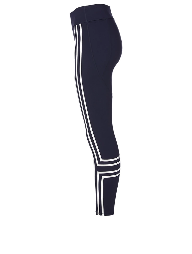 Graphic T Side-Pocket Leggings