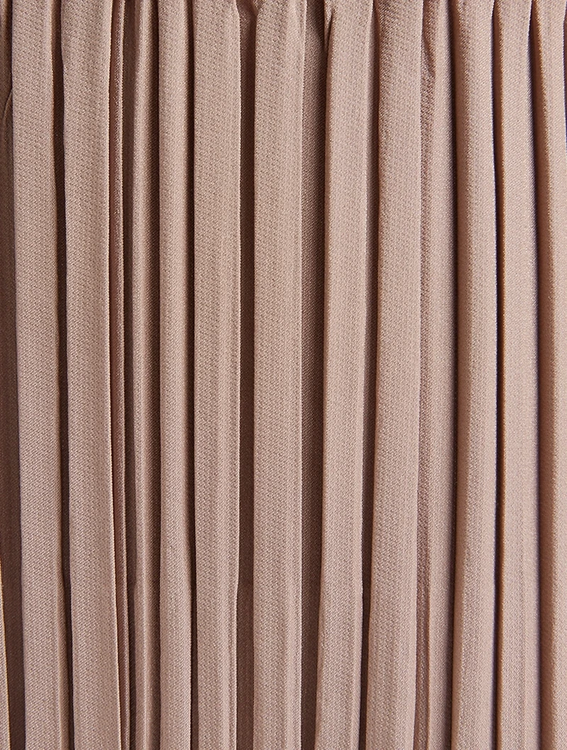 Medium Square Pleats Bag