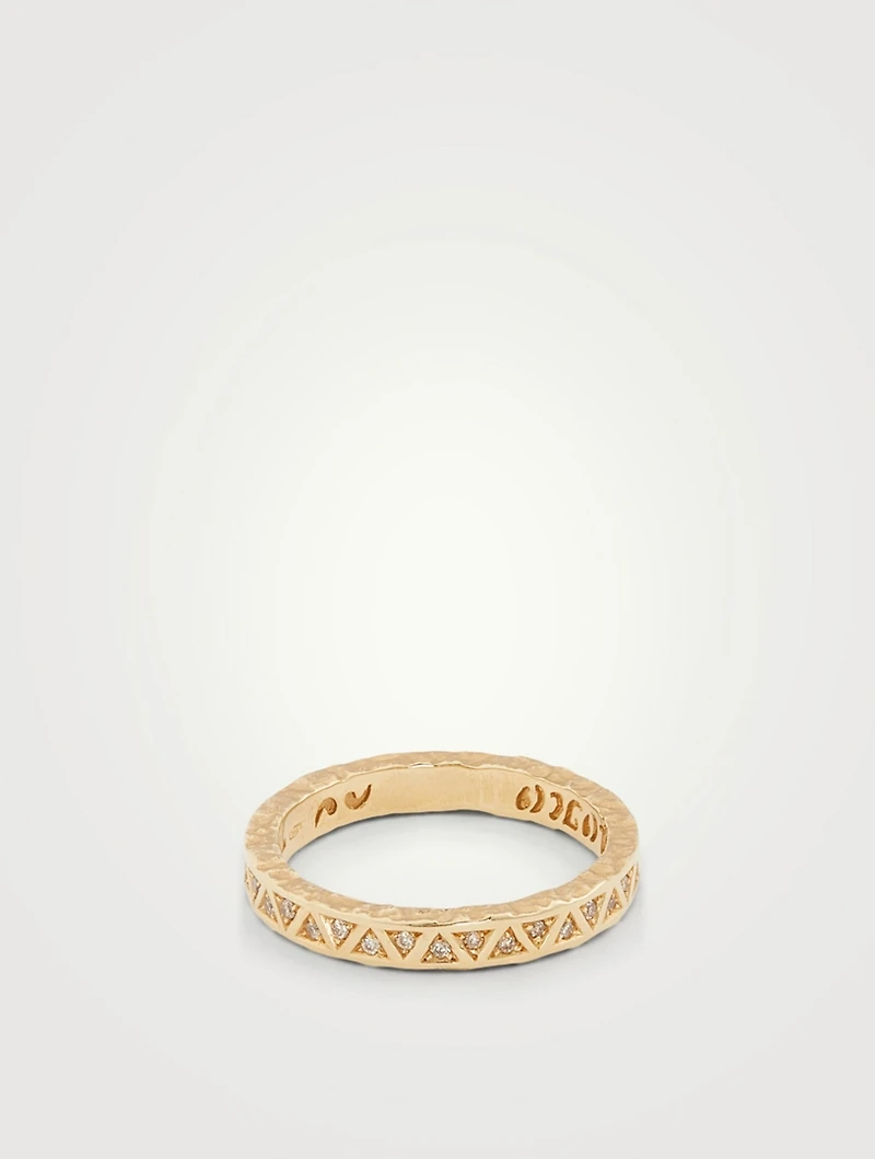 Manawa 18K Textured Gold Thin Ring With Champagne Diamonds