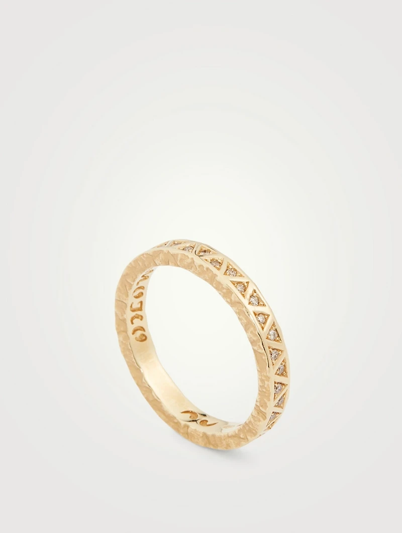 Manawa 18K Textured Gold Thin Ring With Champagne Diamonds
