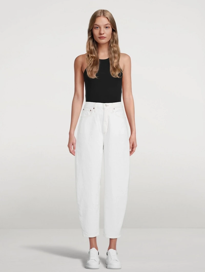 Balloon Curved High-Waisted Jeans