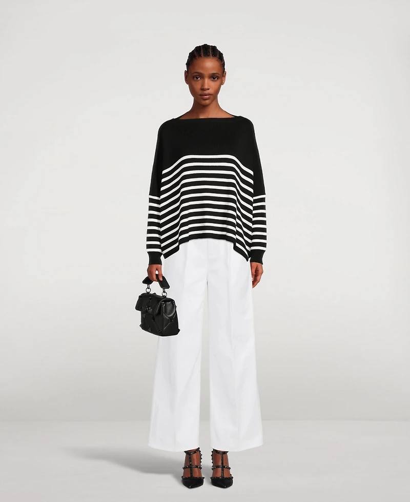 High-Waisted Cropped Jeans With VLOGO Belt