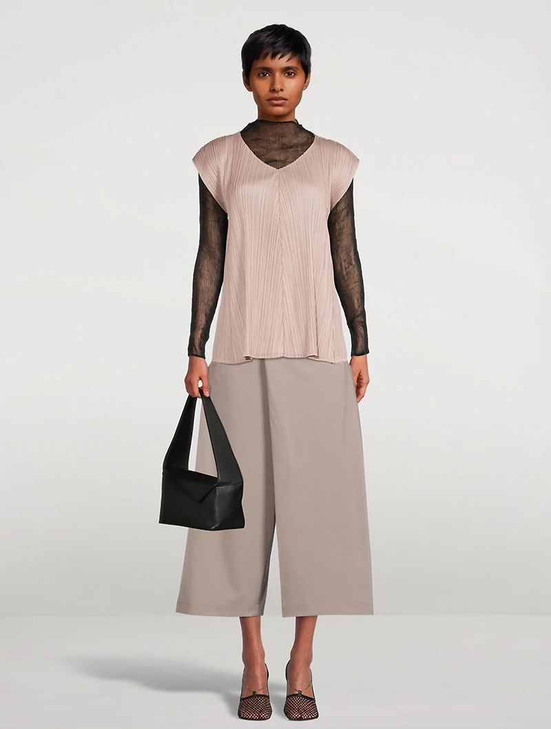 Monthly Colour April Top