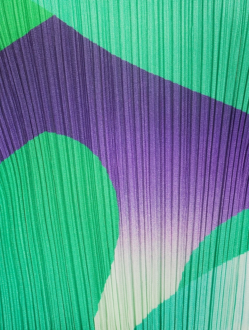 Flower Yawn Short-Sleeve Top