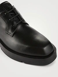 Squared Leather Derby Shoes