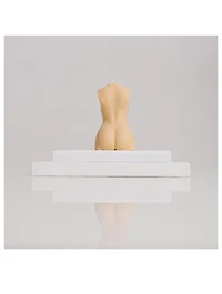 Lija Soy Full Body Candle