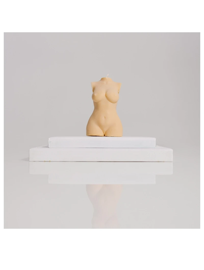 Lija Soy Full Body Candle
