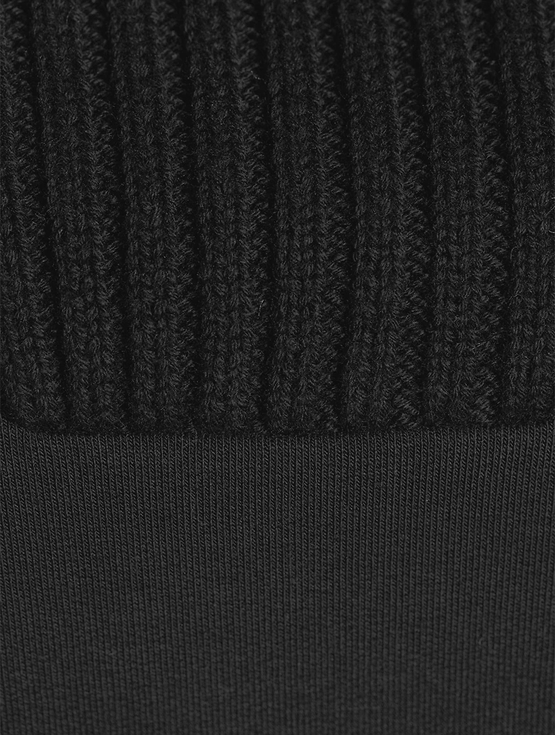 Britannia Turtleneck Sweatshirt