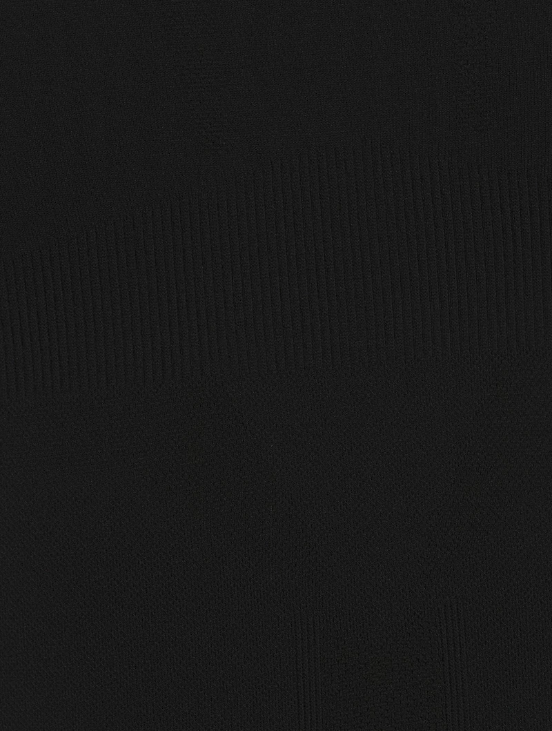 Tight Long-Sleeve T-Shirt