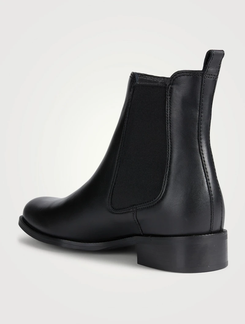 Siena Leather Chelsea Boots