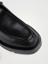 Squared Leather Chukka Boots