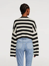 Cropped Sweater Stripe Print