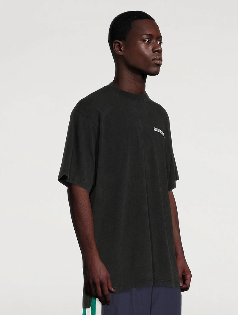 Turn Slit T-Shirt