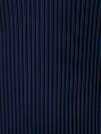 Basics V-Neck Vest