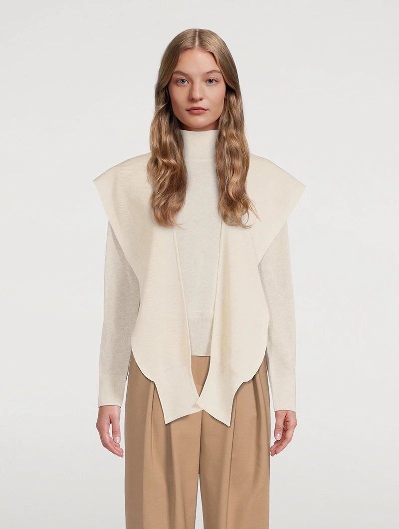 Muffler Turtleneck Sweater
