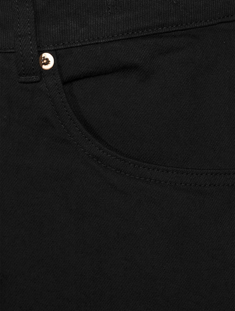 Pamela Slim Tapered-Leg Jeans