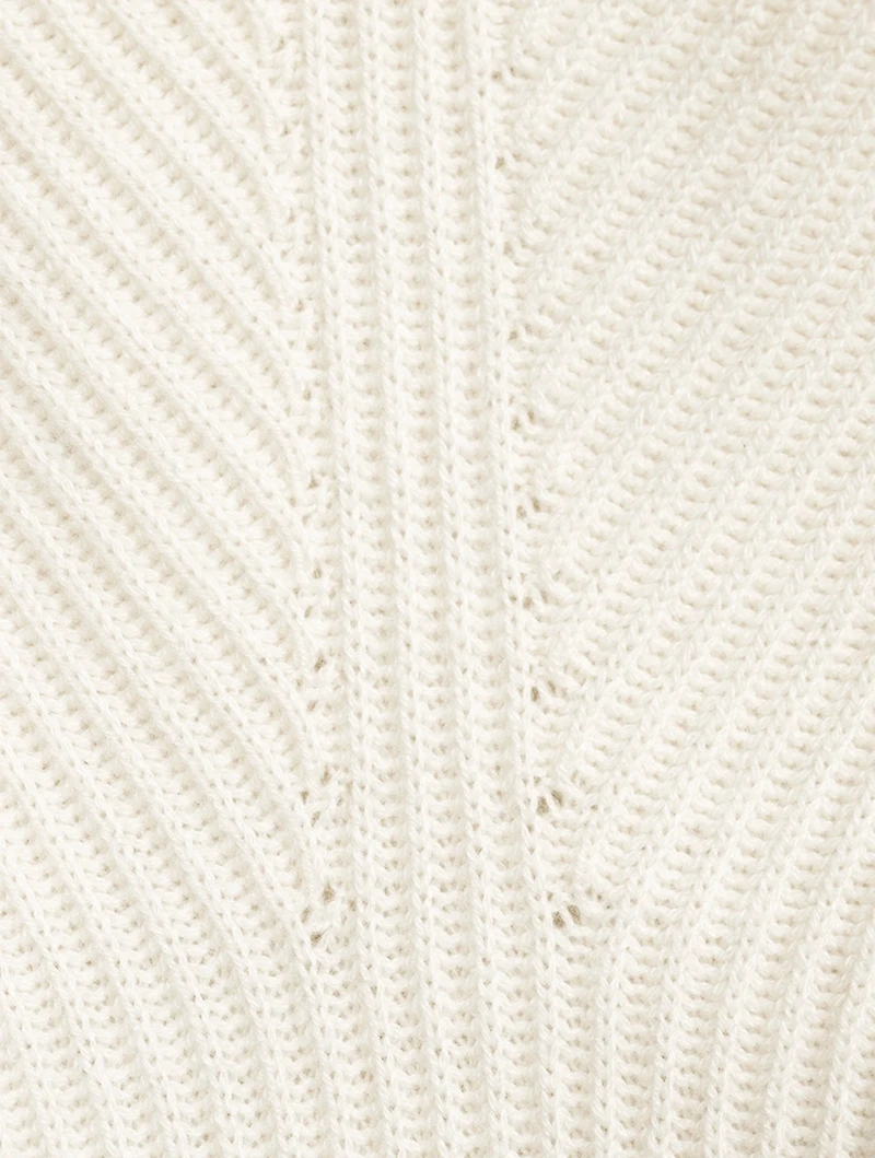 Moving Rib Cashmere Turtleneck Sweater