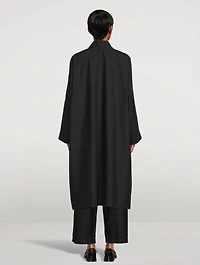 Extra-Wide Sloped Shoulder Raincoat