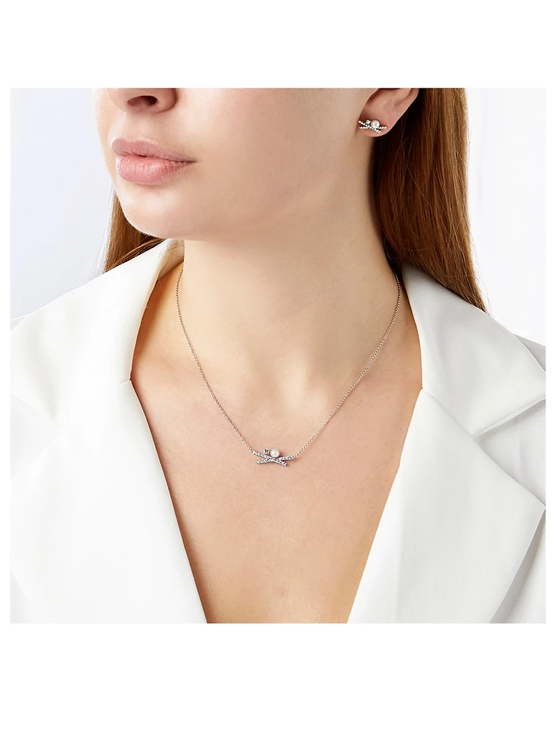 Sleek 18K White Gold Akoya Pearl Necklace With Diamonds