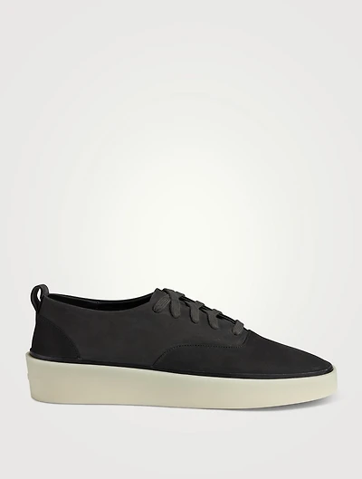 101 Deck Sneakers