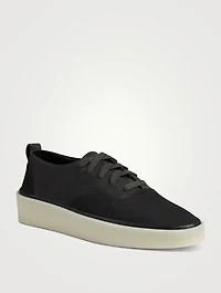 101 Deck Sneakers