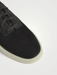101 Deck Sneakers