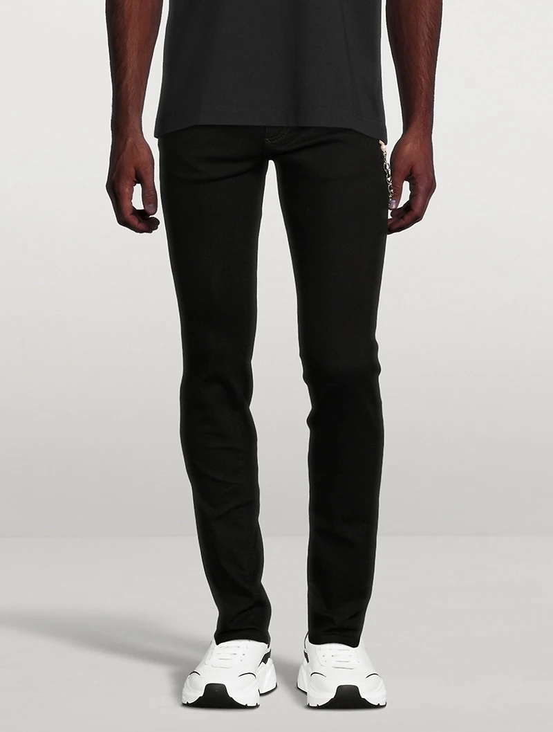 Skinny Jeans With Chain Detail