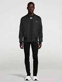 Skinny Jeans With Chain Detail