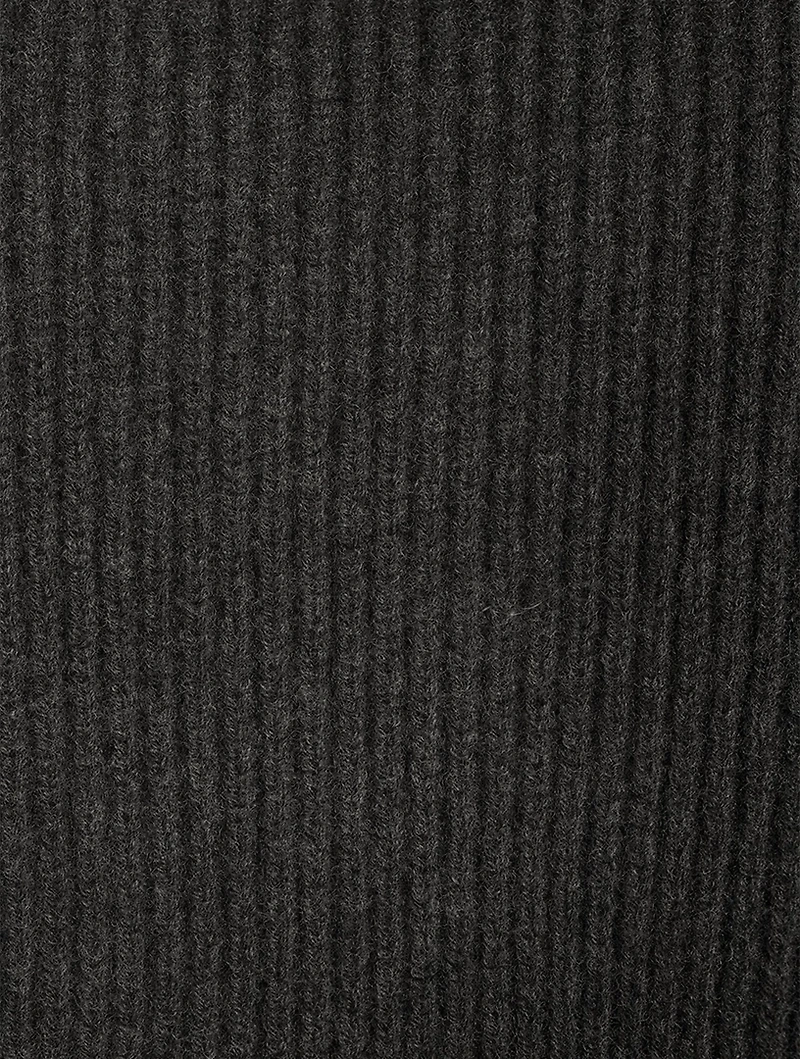 Ribbed Lambswool Poncho Bib