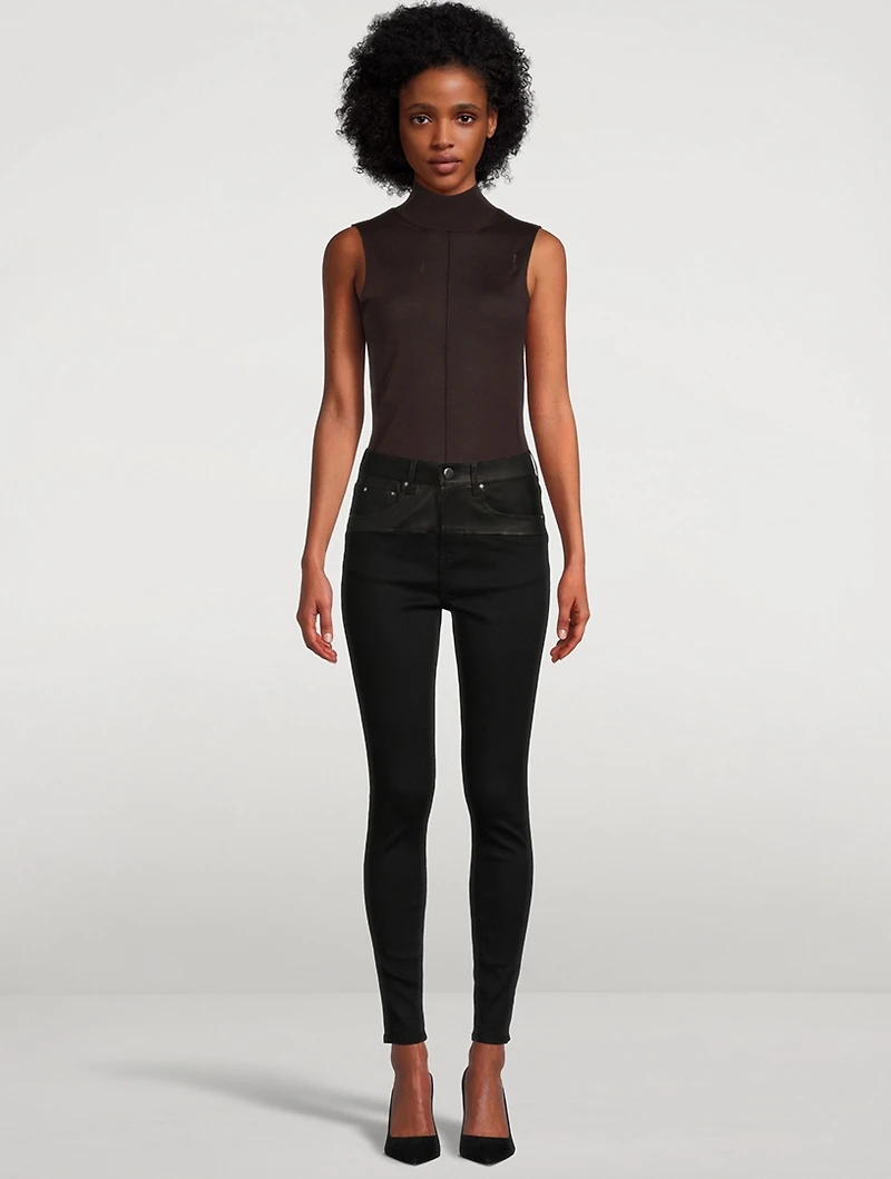 Skinny Jeans With Leather Band