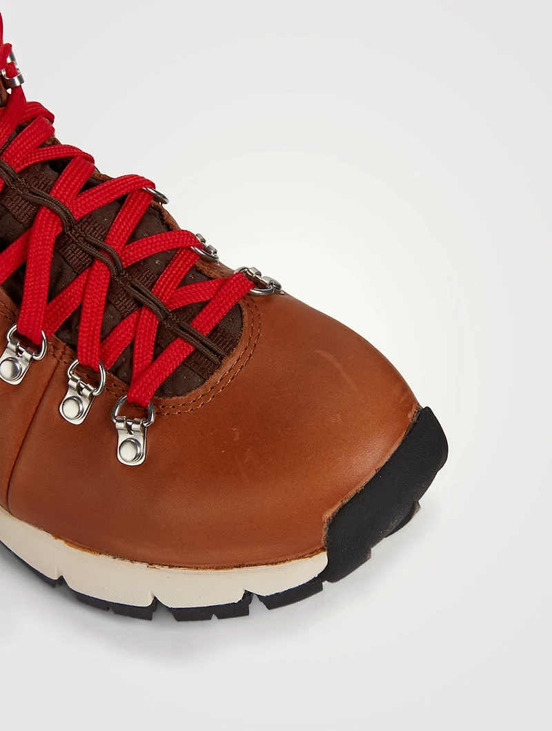Mountain 600 Leather Hiking Boots